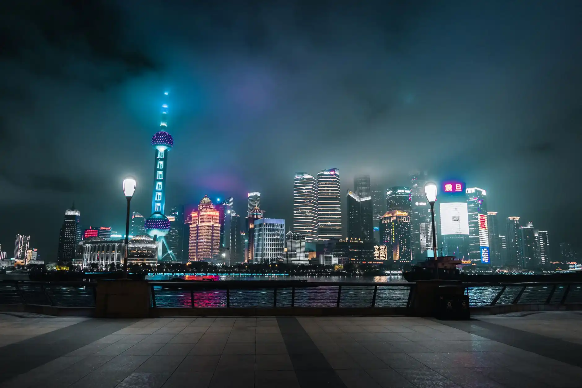 智能道闸与车牌识别系统在华中商业停车场的技术应用现状分析