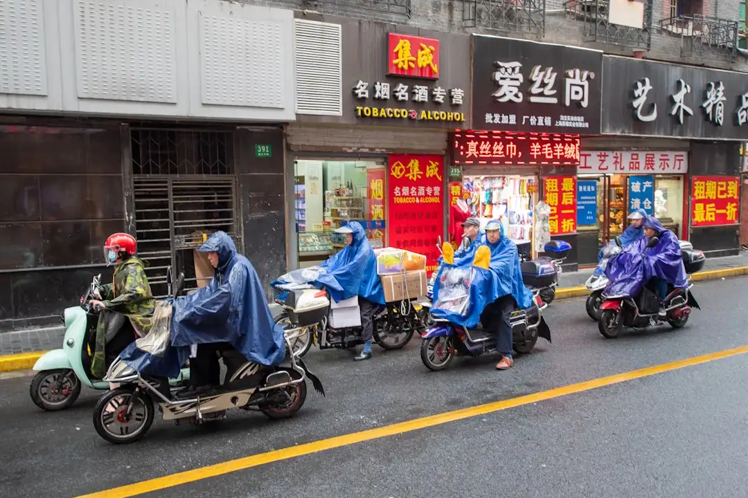 小区停车场车牌识别系统选型指南:道闸参数与适配场景详解