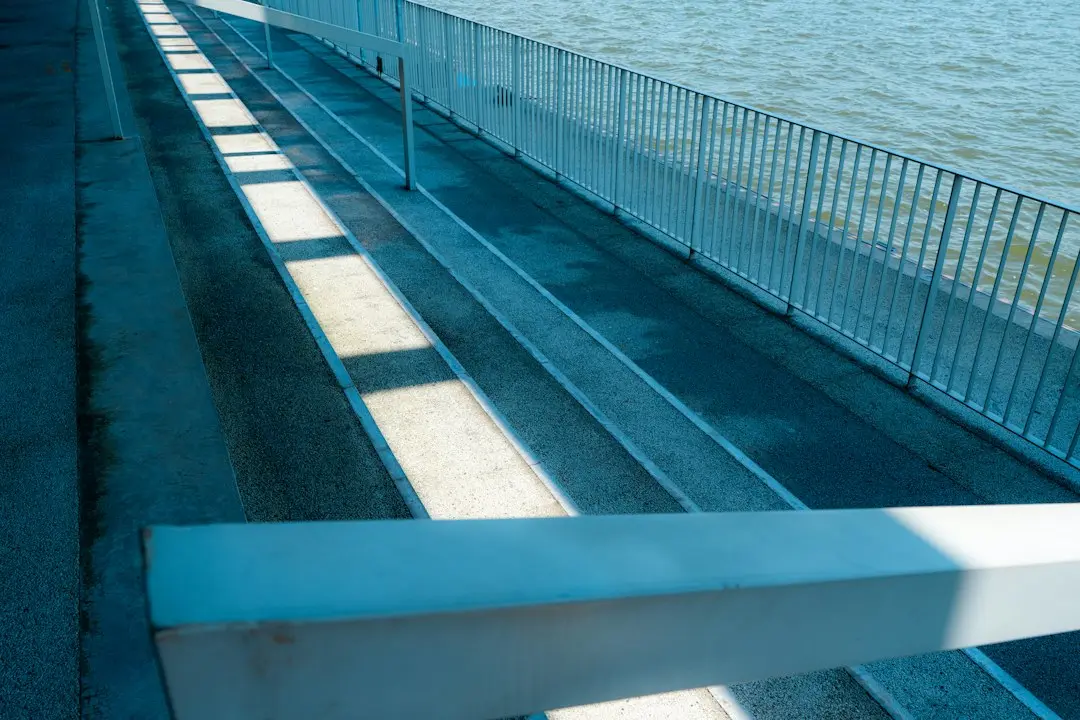 湖北地区停车场道闸设备选型对比与配置建议
